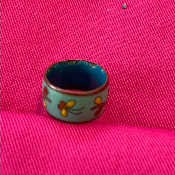 3/$15 - Fashion flower ring - Picture 3 of 3